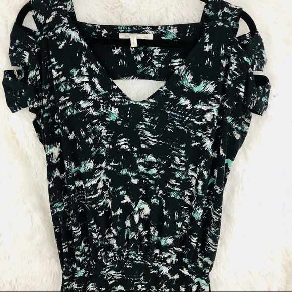 BCBGeneration black with teal and white pattern multicolor keyhole v neck midi - Picture 4 of 13